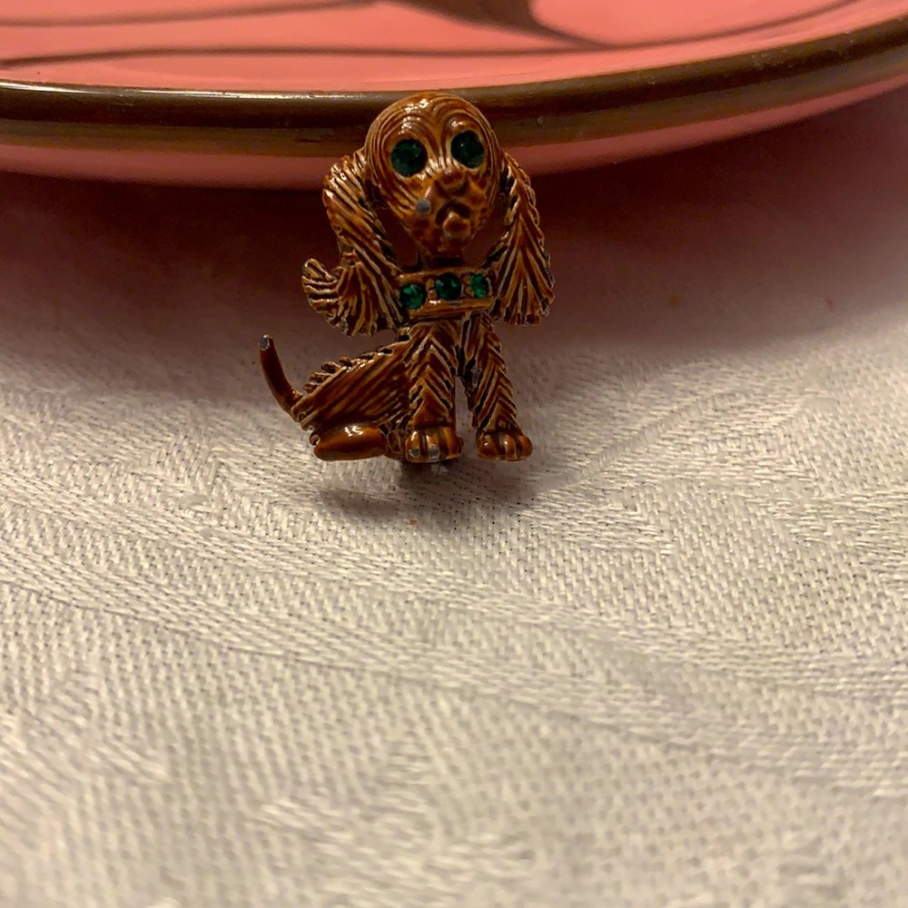 Vintage Gerrys dog brooch